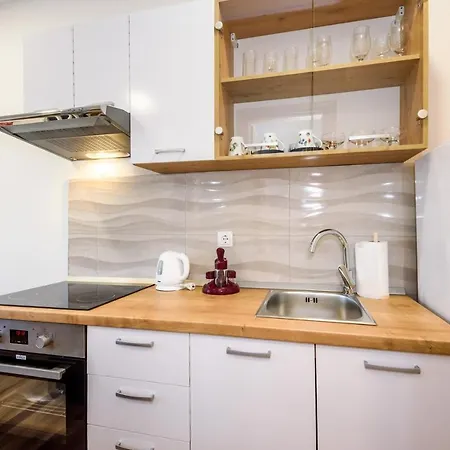 Dego Near Ploce, Riverfront, Parking *