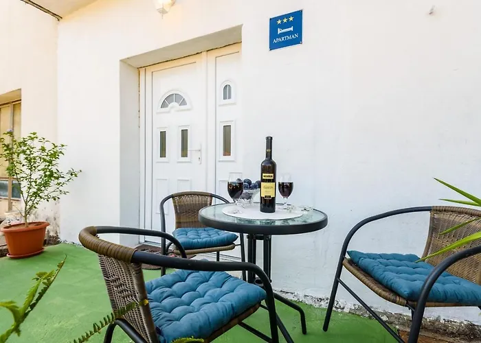 Dego Near Ploce, Riverfront, Parking